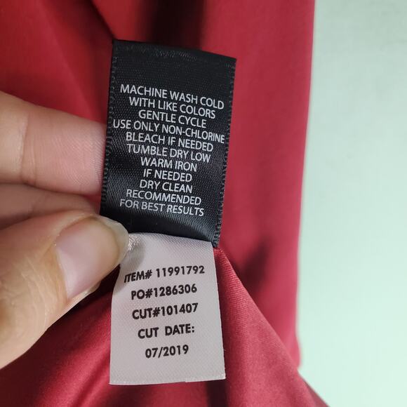 Torrid Womens Jester Red Studio Crepe Longline Blazer Size 2 Career Work Office - Picture 7 of 7